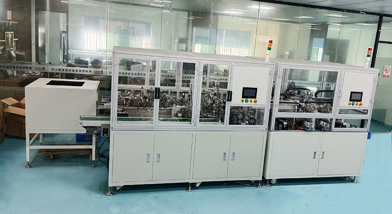 燈串電池盒裝配電池片自（zì）動化設備